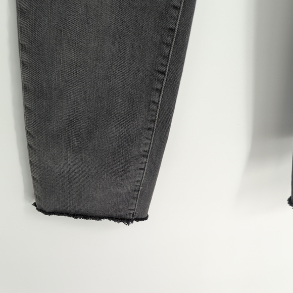 00630 Good American Slim Leg Denim Jeans Gray Size 0/25 classic preppy punk - Picture 6 of 9